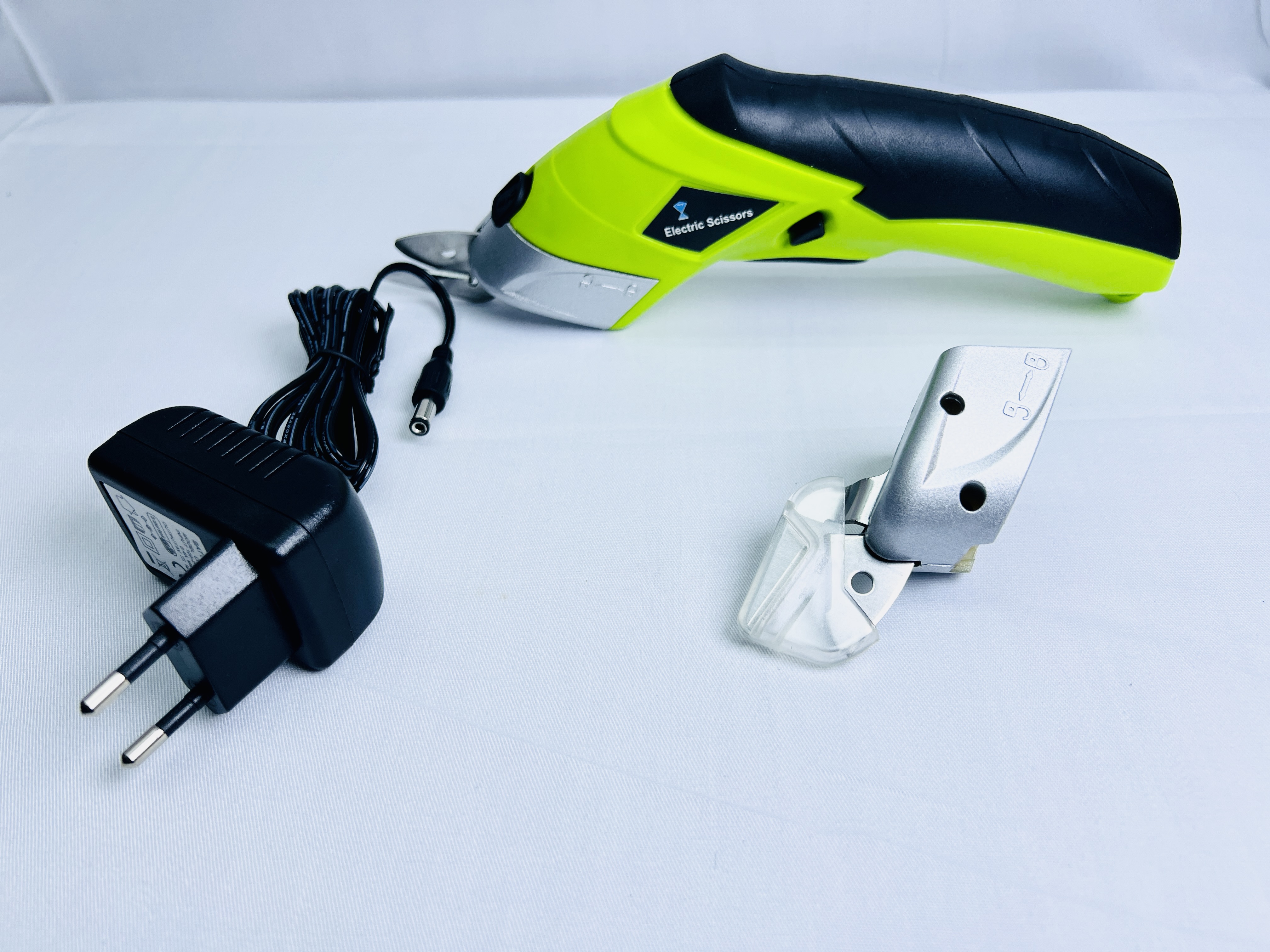 مقص كهربائي | صورة المنتج