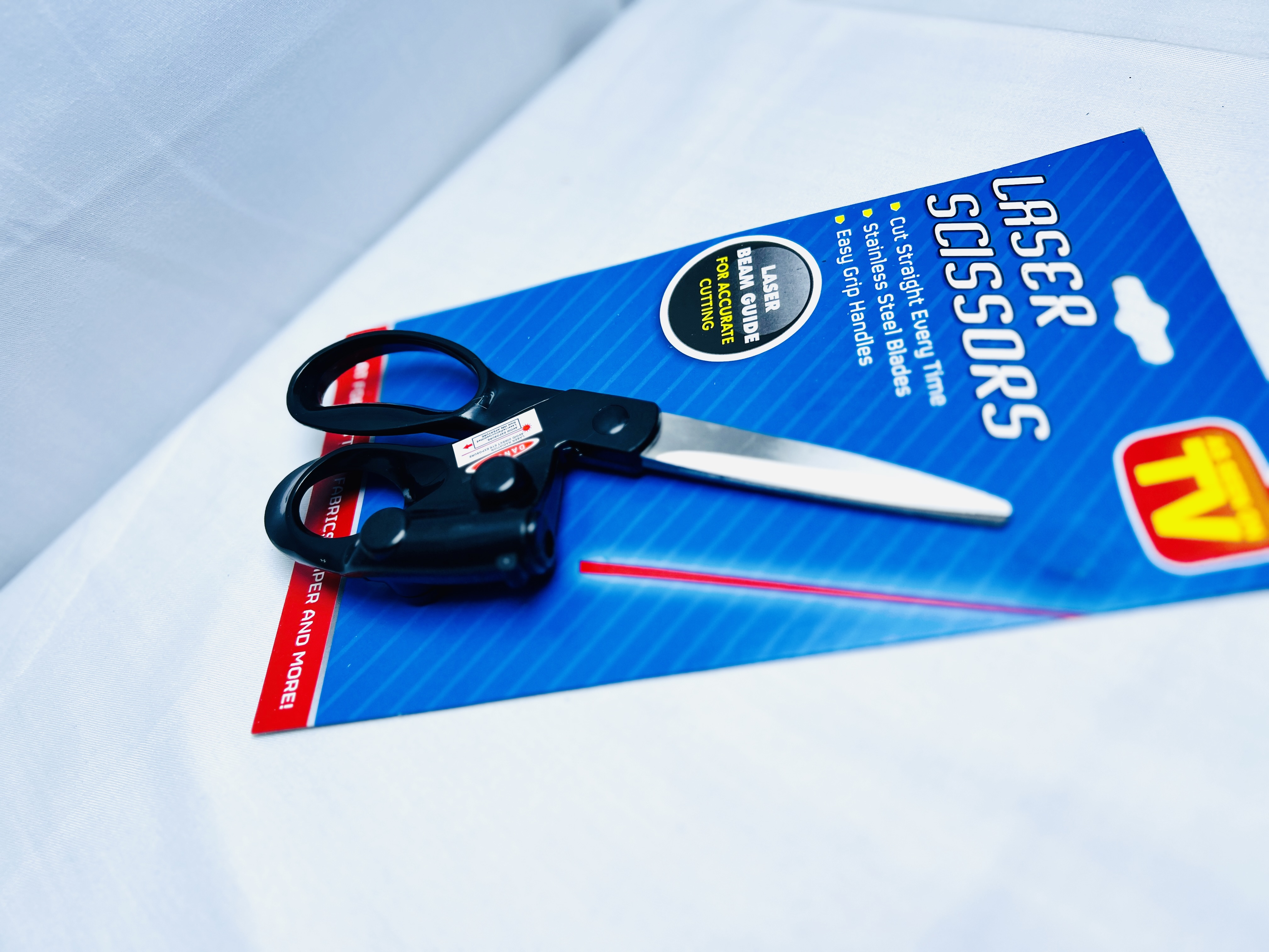 مقص ليزر | منتج خياطة